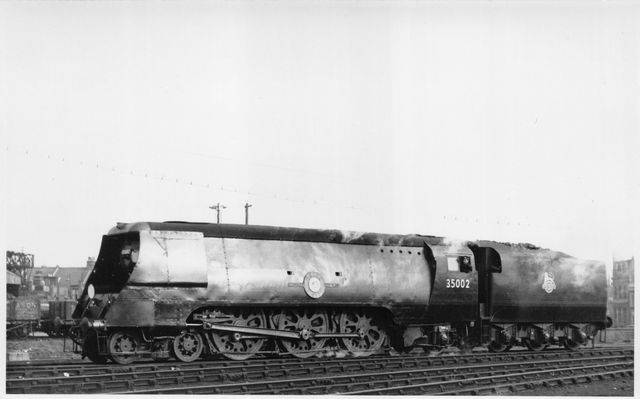 BR(S) Merchant Navy class 35002 'Union Castle' at Nine Elms Shed, Greater London on Saturday 23 Feb 1952 - J.H.W. Kent [000019]