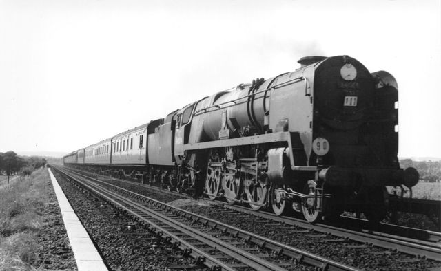 BR(S) West Country class 34004 'Yeovil' north of Tonbridge, Kent with a Charing Cross - Kent Coast service on Saturday 04 Jul 1959 - J.H.W. Kent [001719]
