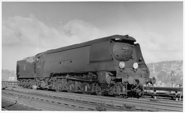 BR(S) West Country class 34104 'Bere Alston' near Preston Park, East Sussex on Friday 18 Jan 1957 - J.H.W. Kent [002291]