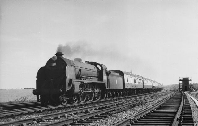 BR(S) King Arthur class 30767 'Sir Valence' at St Mary Cray, Greater London on Saturday 30 Aug 1958 - J.H.W. Kent [003627]