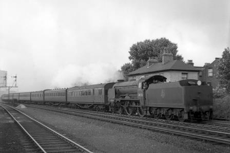 BR(S) Schools class 30920 'Rugby' at Wandsworth Road, Greater London with a down empty stock service on Saturday 09 Sep 1950 - J.H.W. Kent [023125]
