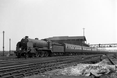 BR(S) H15 class 30491 at Clapham Junction, Greater London with a Waterloo - Salisbury service on Saturday 21 Jul 1951 - J.H.W. Kent [025155]