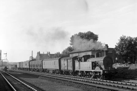 BR(S) H class 31321 at Wandsworth Road, Greater London with a down vans service on Saturday 21 Jul 1951 - J.H.W. Kent [025187]