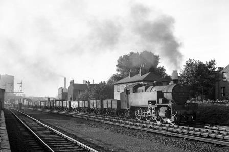BR(S) W class 31922 at Wandsworth Road, Greater London with a down goods service on Saturday 21 Jul 1951 - J.H.W. Kent [025192]