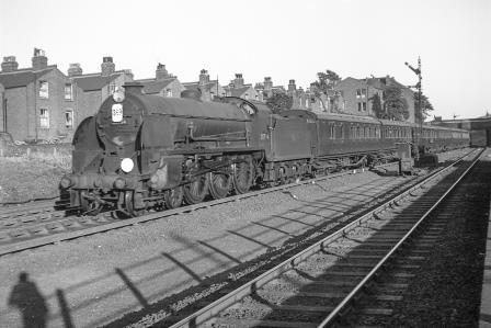BR(S) King Arthur class 30794 'Sir Ector de Maris' at Wandsworth Road, Greater London with a Ramsgate - Victoria service on Saturday 21 Jul 1951 - J.H.W. Kent [025197]