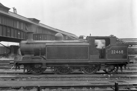 BR(S) E4 class 32468 at Clapham Junction, Greater London on Saturday 11 Aug 1951 - J.H.W. Kent [025226]