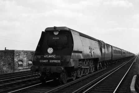 BR(S) Merchant Navy class 35021 'New Zealand Line' at Berrylands, Greater London with a down Atlantic Coast Express service on Saturday 18 Aug 1951 - J.H.W. Kent [025233]