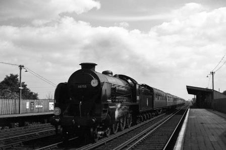 BR(S) King Arthur class 30755 'The Red Knight' at Berrylands, Greater London with a Waterloo - Bournemouth service on Saturday 18 Aug 1951 - J.H.W. Kent [025237]