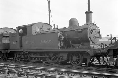 BR(E) F4 class 67154 at Stratford Shed, Greater London on Saturday 18 Aug 1951 - J.H.W. Kent [025258]