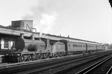 BR(S) D class 31746 at Redhill Station, Surrey with a Redhill - Reading service on Monday 20 Aug 1951 - J.H.W. Kent [025281]