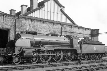 BR(S) King Arthur class 30451 'Sir Lamorak' at Nine Elms Shed, Greater London on Saturday 29 Sep 1951 - J.H.W. Kent [025408]