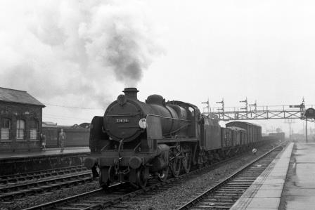 BR(S) U class 31636 at Ashford Station, Kent with an up goods service on Saturday 20 Oct 1951 - J.H.W. Kent [025456]