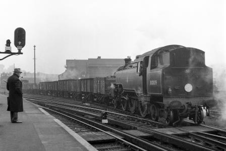 BR(S) Std 4MT class 80019 at Brighton Station, East Sussex Shunting coal wagons on Saturday 27 Oct 1951 - J.H.W. Kent [025483]