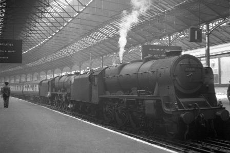 BR(M) Patriot class 45514 'Holyhead' & BR(M) Royal Scot class 46144 'Honourable Artillery Company' at Euston Station, Greater London with a Passenger train arrival at buffers on Wednesday 17 Jun 1953 - J.H.W. Kent [025520]