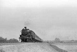 BR(M) 4P class 42088 on Sunday 28 Aug 1955 - J.J. Smith [040158]