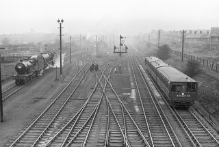 Aintree Race Course Station, Merseyside on Saturday 24 Mar 1956 - J.J. Smith [040293]