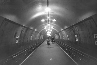 Angel, Islington, Greater London on Saturday 14 Apr 1956 - J.J. Smith [040325]