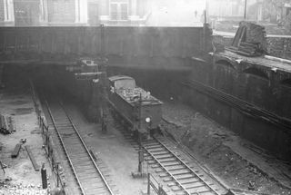 BR(S) C class 31297 at Holborn Low Level, Greater London on Sunday 09 Sep 1956 - J.J. Smith [040654]
