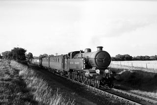 BR(S) J2 class 32326 at Polegate, East Sussex with the 4.35pm Tunbridge Wells West - Eastbourne service on Thursday 07 Sep 1950 - J.J. Smith [041108]