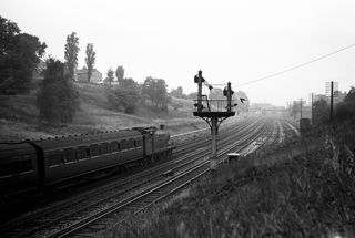 New Cross Gate, Greater London with the 10.52am Tunbridge Wells West - London Bridge service on Saturday 30 Sep 1950 - J.J. Smith [041152]