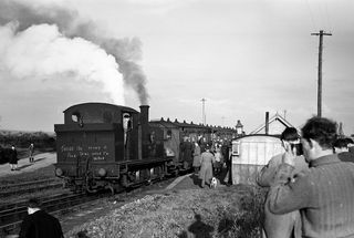 BR(E) J69 class 68578 at Tollesbury, Cambridgeshire on Saturday 05 May 1951 - J.J. Smith [041382]