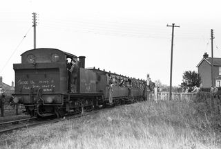 BR(E) J69 class 68578 at Tolleshunt Knights, Essex on Saturday 05 May 1951 - J.J. Smith [041383]