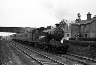 BR(S) I3 class 32026 at Culver Junction, East Sussex with the 3.35pm Oxted - Brighton service on Monday 14 May 1951 - J.J. Smith [041412]