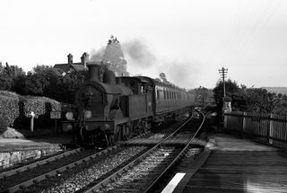 BR(S) H class 31309 at Mayfield, East Sussex with the 5.56pm Eastbourne - Tunbridge Wells West service on Friday 08 Jun 1951 - J.J. Smith [041467]