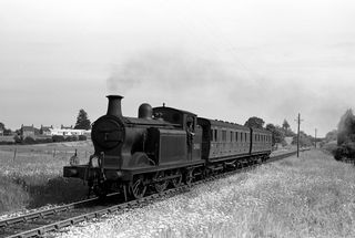 BR(S) E5 class 32405 at Leap Cross, East Sussex with the 4.39pm Eastbourne - Tunbridge Wells West service on Friday 22 Jun 1951 - J.J. Smith [041487]