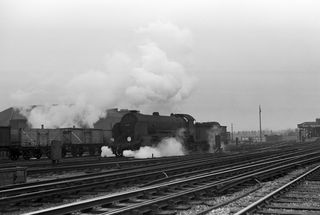 BR(S) H15 class 30331 leaving Redhill Station, Surrey on Saturday 19 Mar 1960 - J.J. Smith [041524]
