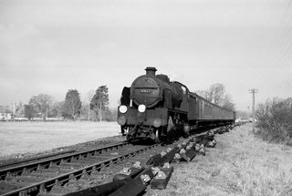 BR(S) N1 class 31822 near Polegate, East Sussex with the 10.10am Tonbridge - Eastbourne service on Sunday 19 Feb 1961 - J.J. Smith [041823]