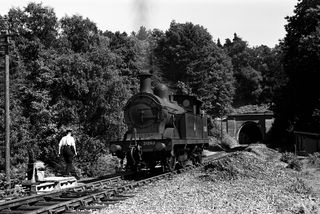 BR(S) H class 31263 at Sandling Junction, Kent on Saturday 21 Jul 1951 - J.J. Smith [042451]