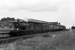 BR(S) D class 31488 at Allhallows, Kent with the 11.18am to Gravesend on Bank Holiday Monday 06 Aug 1951 - J.J. Smith [042472]