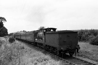 BR(S) C class 31510 in Kent with the 11.48am Gravesend - Allhallows service on Bank Holiday Monday 06 Aug 1951 - J.J. Smith [042474]