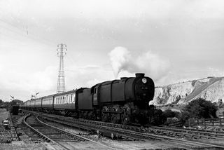 BR(S) Q1 class 33039 at Southerham Junction, East Sussex with the 3.00pm Empty Brigton - Bexhill West service on Sunday 12 Aug 1951 - J.J. Smith [042490]