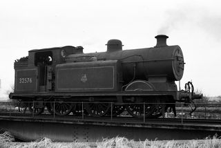 BR(S) E5X class 32576 at Eastbourne Shed, East Sussex on Saturday 05 Jan 1952 - J.J. Smith [042814]
