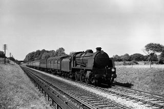 BR(S) U1 class 31902 in East Sussex on Sunday 24 Aug 1952 - J.J. Smith [043049]