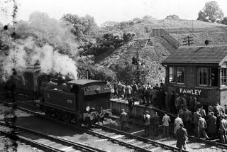 BR(S) 757 class 30757 'Earl of Mount Edgcumbe' at Fawley, Hampshire on Sunday 17 May 1953 - J.J. Smith [043116]