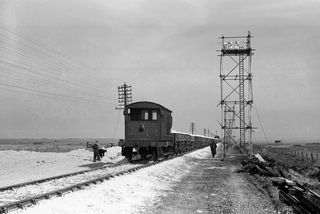 BR(S) N class 31811 at Minnis, Kent on Sunday 15 Mar 1953 - J.J. Smith [043237]