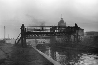 New Cross Gate, Greater London on Saturday 18 Dec 1954 - J.J. Smith [044136]