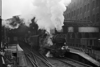 BR(E) N2 class 69520 at Farringdon Station, Greater London with the 1.04pm Moorgate - Hertford North service on Saturday 26 Feb 1955 - J.J. Smith [044176]