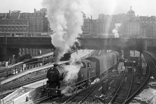 BR(E) N2 class 69499 at Moorgate Station, Greater London with the 1.04pm Moorgate - Hertford North service on Saturday 15 Mar 1958 - J.J. Smith [044814]