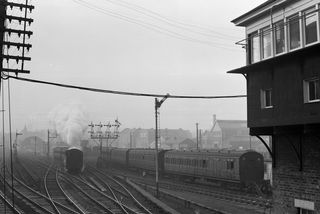 BR(M) 4P class 42690 at Camperdown Junction, Scotland with the 1.15pm Dundee East - Carnoustie service on Thursday 20 Nov 1958 - J.J. Smith [045065]