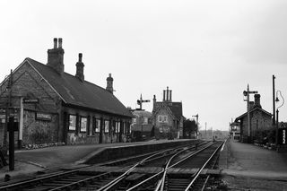 Southwell Station, Nottinghamshire on Saturday 11 Apr 1959 - J.J. Smith [045206]