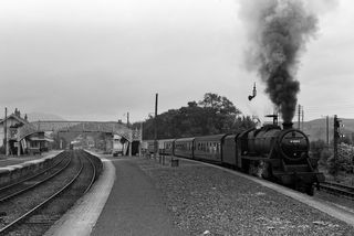 BR(M) 5MT class 44880 at Connell Ferry Station, Scotland with the 7.55am Glasgow - Oban service on Tuesday 15 Sep 1959 - J.J. Smith [045713]