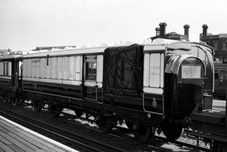 Queens Road (Battersea), Greater London with the 1.53pm Nine Elms Goods - Stewarts Lane on Friday 02 Oct 1959 - J.J. Smith [045748]