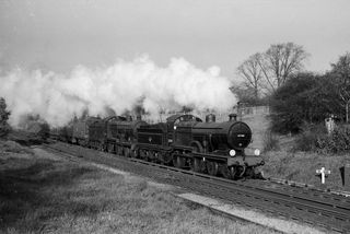 BR(S) D1 class 31749 & BR(S) E1 class 31067 at Sydenham Hill, Greater London on Saturday 04 Nov 1961 - J.J. Smith [046045]