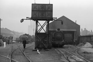 Mersey Docks Shed, Merseyside on Saturday 24 Feb 1962 - J.J. Smith [046090]
