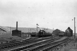 BR 5600 class 5662 at Dowlais Central, Glamorgan with an About to depart with stock of 1.34pm from Bargoed on Saturday 30 Jun 1956 - J.J. Smith [046621]