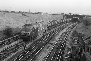 Class Warship D862 'Viking' at North Acton, Greater London on Saturday 01 Feb 1964 - J.J. Smith [046664]